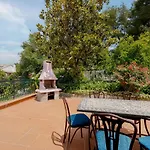 Apartamento Guesthost - Amazing With Private Parking & Pool