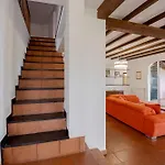 아파트 Guesthost - Amazing With Private Parking & Pool Barcheo