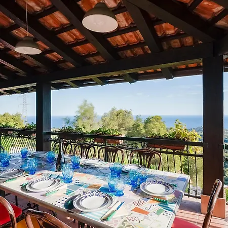 Guesthost - Amazing With Private Parking & Pool *