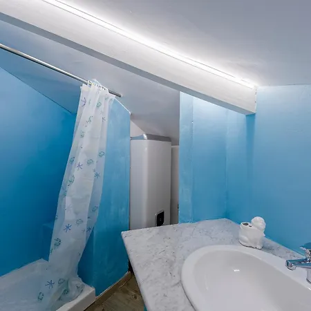 Guesthost - Amazing With Private Parking & Pool * Barcheo
