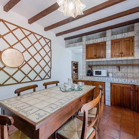 Guesthost - Amazing With Private Parking & Pool * Barcheo