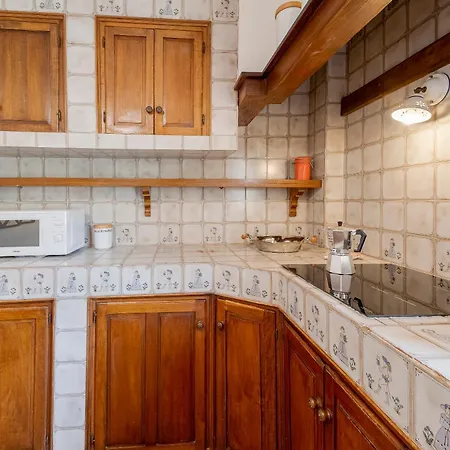 Amazing W/ Private Parking & Pool شقة Barcheo