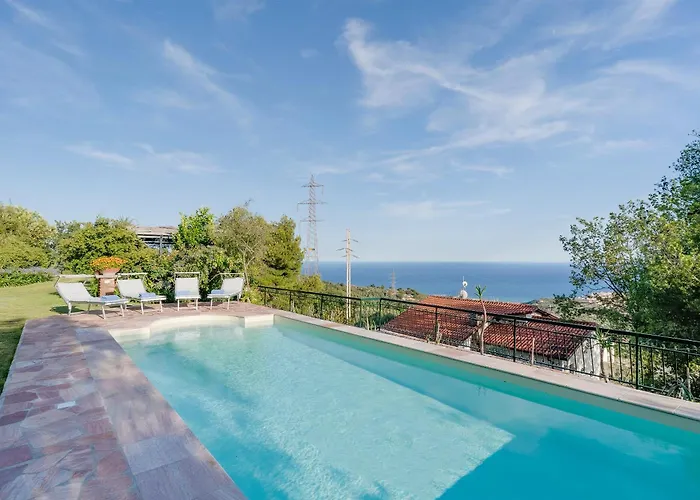 Apartment Guesthost - Amazing With Private Parking & Pool *