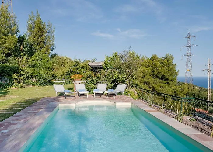 Guesthost - Amazing With Private Parking & Pool Lejlighed Barcheo